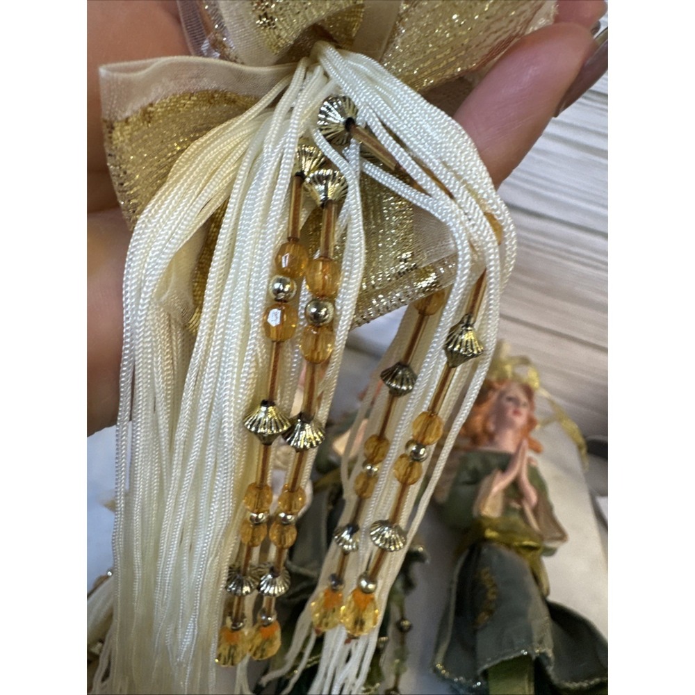 4 Christmas Tree Ornaments Praying 7inch Angels with ribbon and tassels - Picture 3 of 7